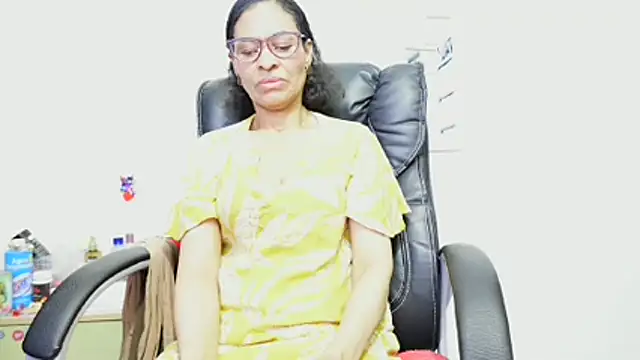 Aries_Mature's Live Chat Room
