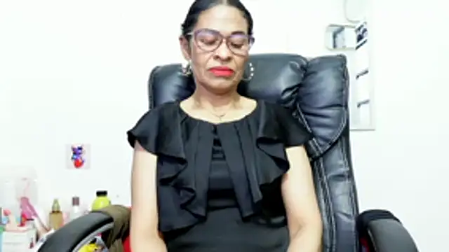Aries_Mature's Webcam Show
