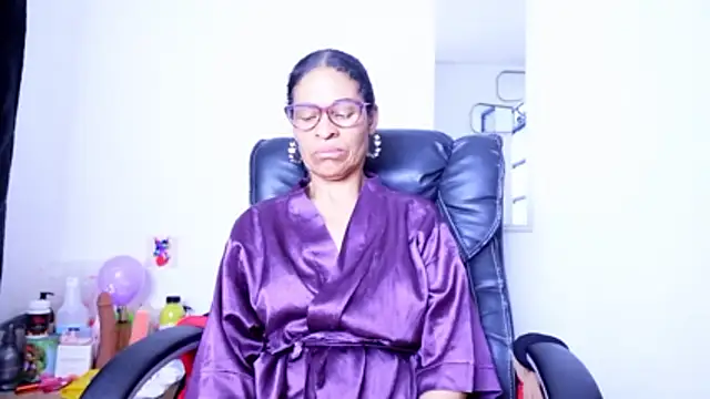 Aries_Mature's Webcam Show
