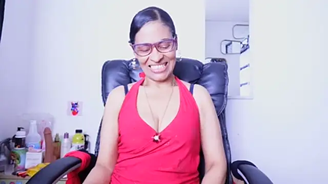 Aries_Mature's Webcam Show