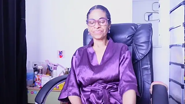 Show de Aries_Mature na webcam