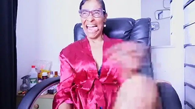 عرض كام Aries_Mature