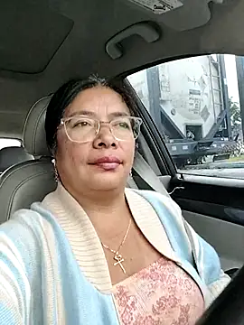 __valentina18 Show in webcam