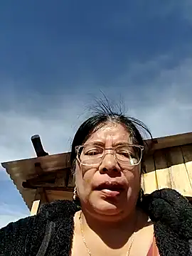 __valentina18 – webcam-show