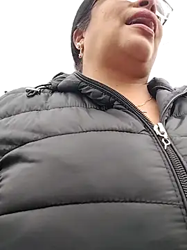 __valentina18's Webcam Show