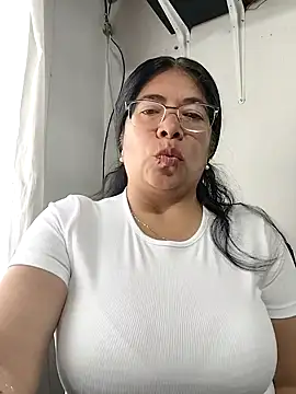 __valentina18n Webbikameraesitys