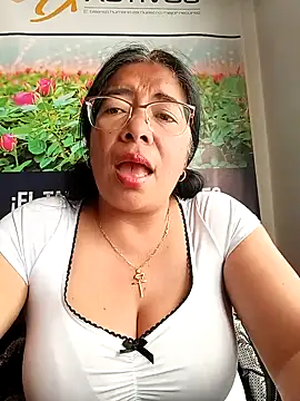 __valentina18's Live XXX Chat