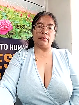 __valentina18's Webcam Show
