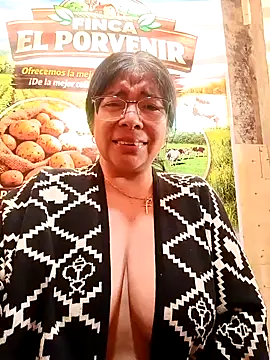 הופעת וובקאם של __valentina18