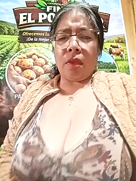 Chatroom XXX en direct de __valentina18