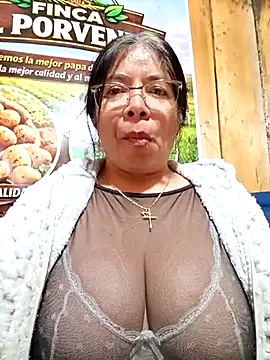 __valentina18のライブXXXチャット