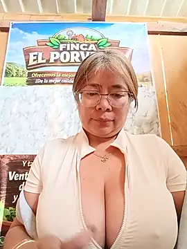 __valentina18's Webcam Show