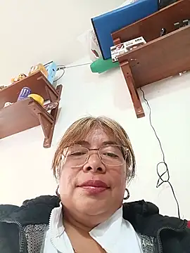 Show Webcam de __valentina18
