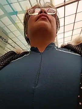 Pokazy przed kamerką – __valentina18