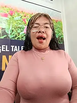 __valentina18 webcam show