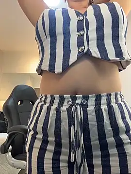 عرض كام ava_blue