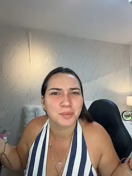 ava_blue Adlı Modelin Web Kamerası Şovu