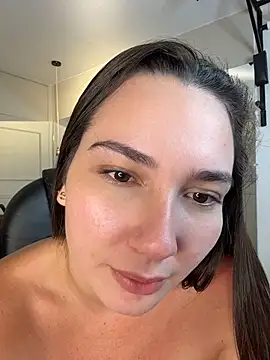 ava_blue Adlı Modelin Canlı XXX Sohbeti