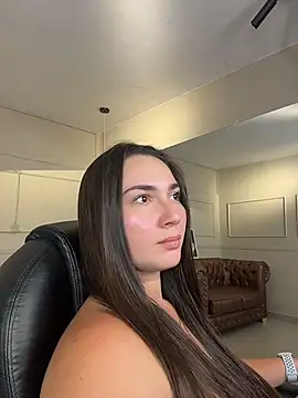 ava_blue Adlı Modelin Canlı XXX Sohbeti
