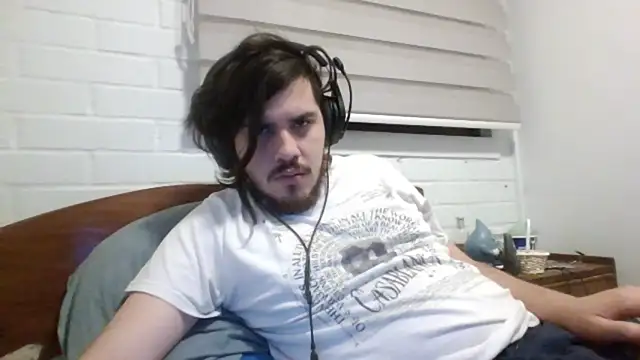 عرض كام hung_weeb
