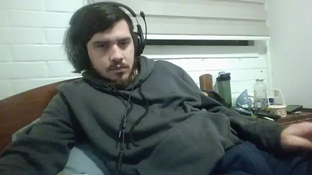 hung_weeb Show in webcam