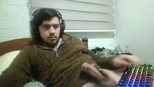 hung_weeb webcam show