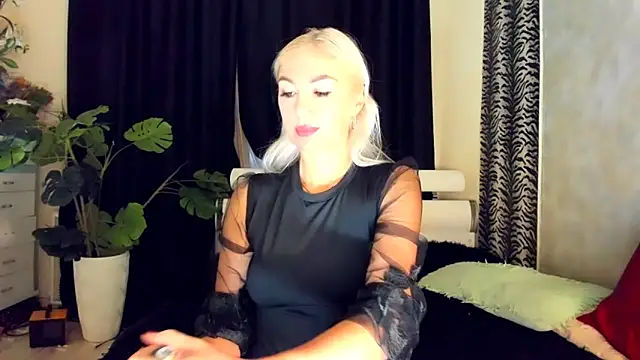 VainEnchantress élő XXX-chatje