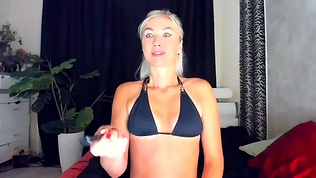 Chatroom XXX en direct de VainEnchantress
