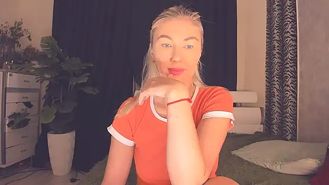 Karma_S_U_T_R_A's Live XXX Chat