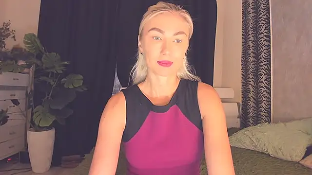 Karma_S_U_T_R_A Chat XXX live