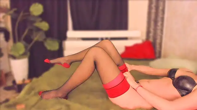 Karma_S_U_T_R_A live XXX chat