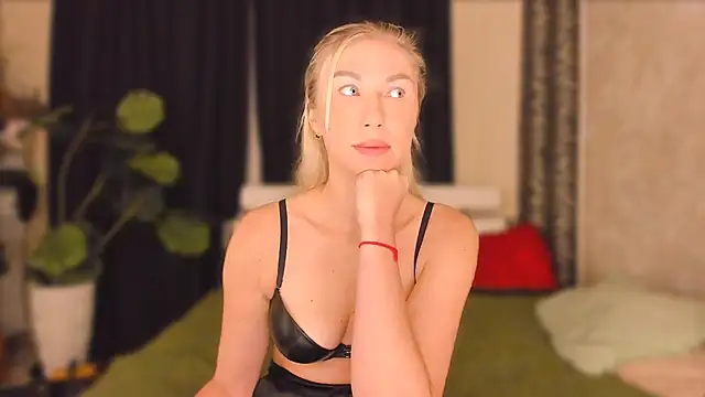 Karma_S_U_T_R_A 라이브 XXX 채팅