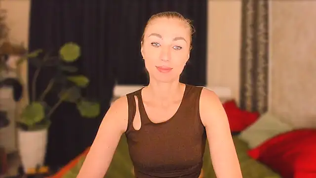 Karma_S_U_T_R_A's Live XXX Chat