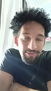 Ale_nate Pertunjukan Webcam