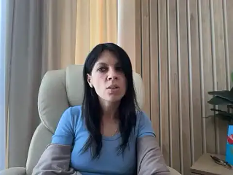 Sala de chat ao vivo de InjaAtHome