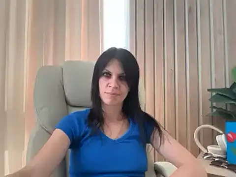 InjaAtHome live XXX chat