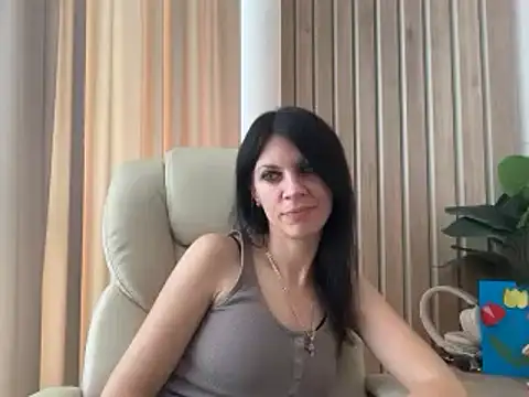 InjaAtHome live XXX chat