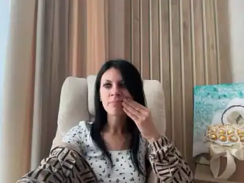 InjaAtHome 라이브 XXX 채팅