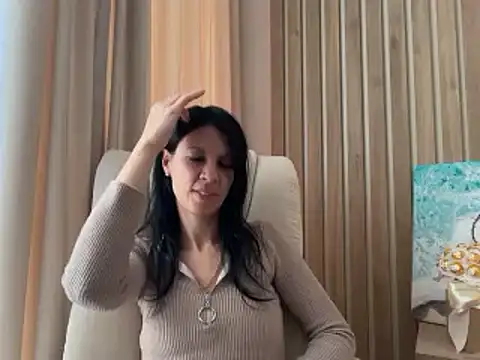 Онлайн чат XXX InjaAtHome