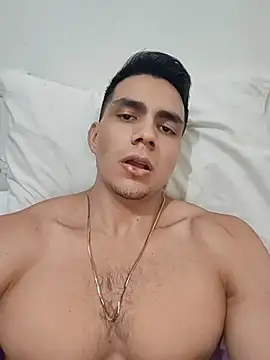 ChoreyTaiylor Show in webcam