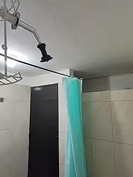 ChoreyTaiylor: διαδικτυακό σόου στην κάμερα