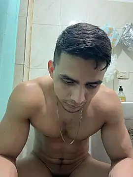 ChoreyTaiylor Show in webcam