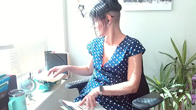 City_Kat Show in webcam