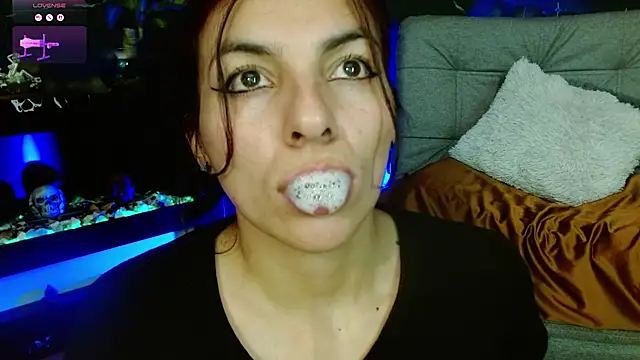 צ'אט XXX בשידור חי של julieth_sex1