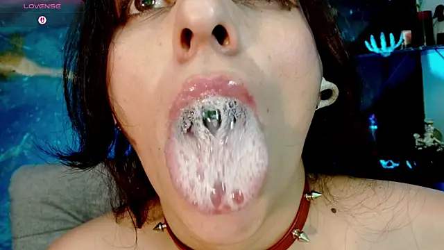 Teufelvero's Live XXX Chat