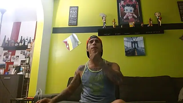Webkamerová show zaking22cm