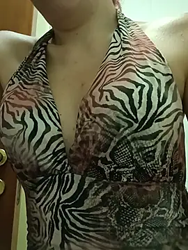 Annarella_Pika Adlı Modelin Canlı XXX Sohbeti