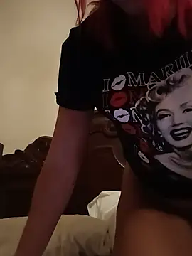 Annarella_Pika Adlı Modelin Canlı XXX Sohbeti