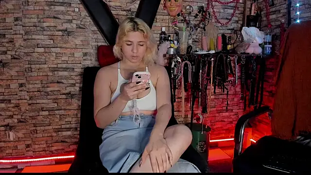 Liltildeman_moon 网络视讯表演