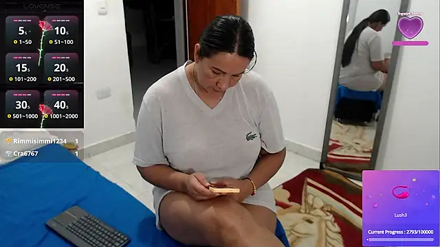 دردشة LAURA_Foxht الجنسية المباشرة